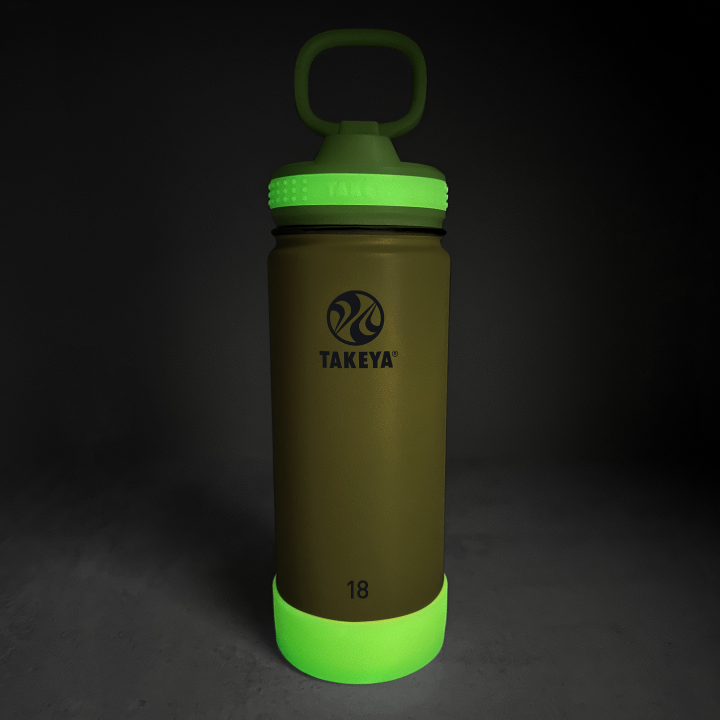 actives-kids-glow-in-the-dark-water-bottle-with-straw-lid-v7 51075-Actives-Kids-Straw-18-GID-LightningGreen-dark-V2.png